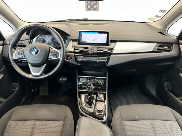 BMW 216 Active Tourer 216d | 1.5 Diesel | Automatik gebraucht kaufen in Deutschland Preis 13566 € | foto №11 | AutoUnis.de auf Deutsch