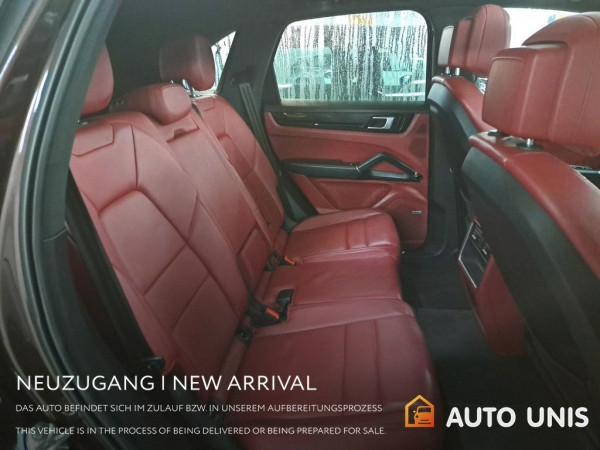 Buy Porsche Cayenne | 3.0 Plug-In| Automatik from Germany, price 59381 €| photo №11 | AutoUnis.de in Germany