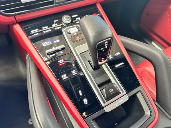 Buy Porsche Cayenne | 3.0 Plug-In| Automatik from Germany, price 59381 €| photo №16 | AutoUnis.de in Germany