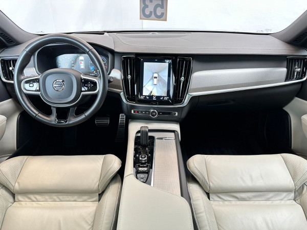 Buy Volvo V90 R-Design HEV from Germany, price 30940 €| photo №14 | AutoUnis.de in Germany