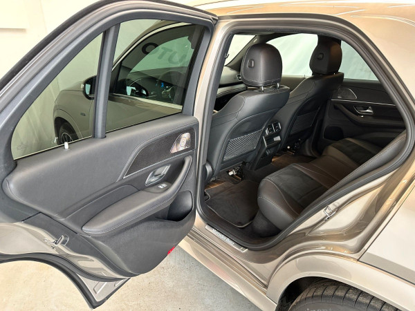 Compre Mercedes-Benz GLE 350 de 4Matic | AMG | Burmester | 1.Hand VAT da Alemanha, preço 37961 €| foto nº22 | AutoUnis.de na Alemanha