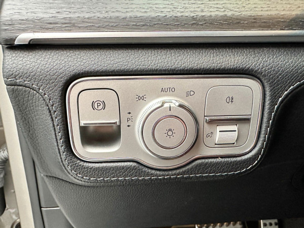 Compre Mercedes-Benz GLE 350 de 4Matic | AMG | Burmester | 1.Hand VAT da Alemanha, preço 37961 €| foto nº8 | AutoUnis.de na Alemanha