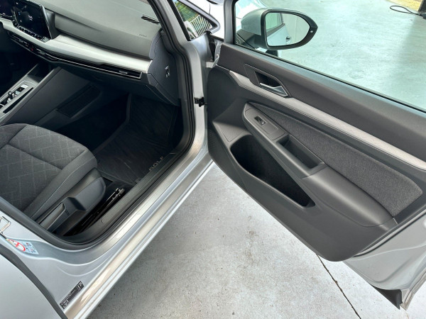 Volkswagen Golf VIII Variant Active TGI gebraucht kaufen in Deutschland Preis 16400 € | foto №19 | AutoUnis.de auf Deutsch