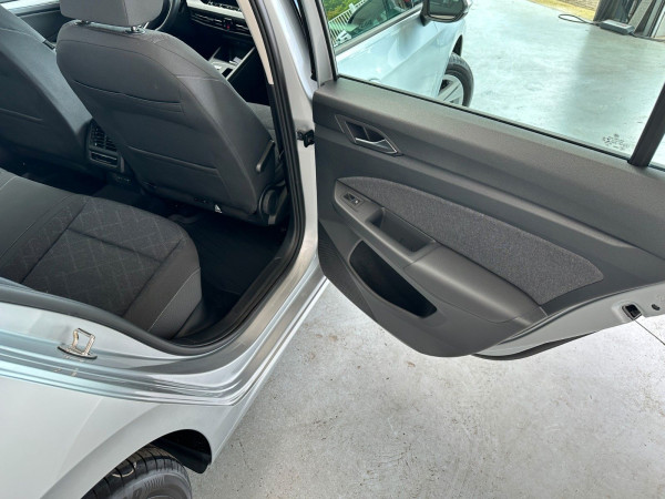 Volkswagen Golf VIII Variant Active TGI gebraucht kaufen in Deutschland Preis 16400 € | foto №20 | AutoUnis.de auf Deutsch