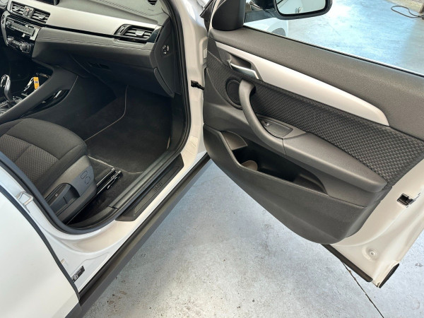BMW X2 sDrive18i Benzin Aut | Navi Cam LED | 1.Hand gebraucht kaufen in Deutschland Preis 15400 € | foto №21 | AutoUnis.de auf Deutsch