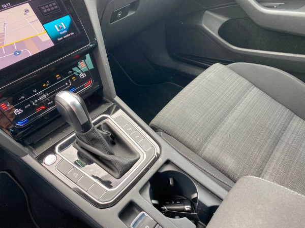 Volkswagen Passat Variant Business gebraucht kaufen in Deutschland Preis 18900 € | foto №13 | AutoUnis.de auf Deutsch