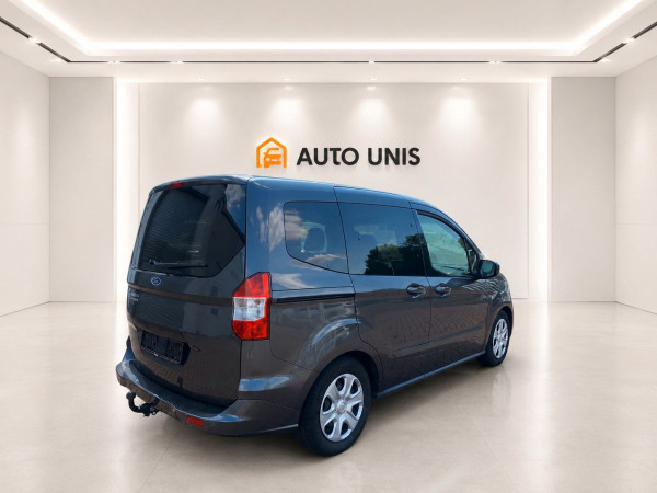 Ford Tourneo Courier Trend gebraucht kaufen in Deutschland Preis 9400 € | foto №6 | AutoUnis.de auf Deutsch