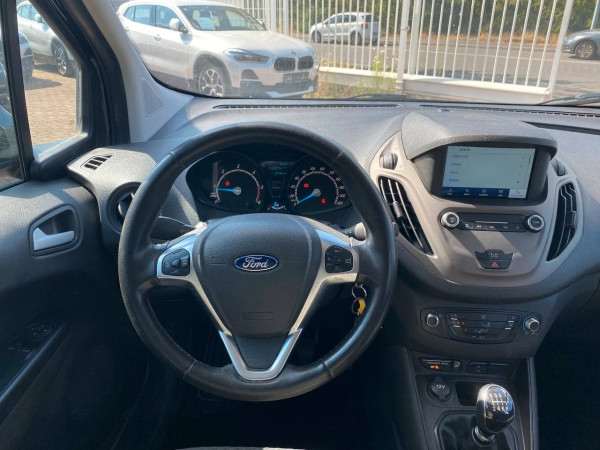 Ford Tourneo Courier Trend gebraucht kaufen in Deutschland Preis 9400 € | foto №10 | AutoUnis.de auf Deutsch