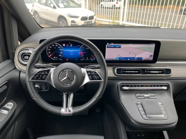 Mercedes-Benz V 250 d 4MATIC lang AVANTGARDE gebraucht kaufen in Deutschland Preis 59900 € | foto №11 | AutoUnis.de auf Deutsch