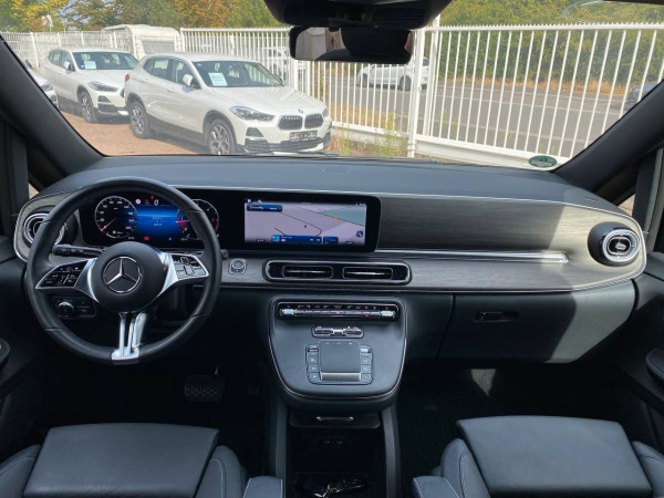Mercedes-Benz V 250 d 4MATIC lang AVANTGARDE gebraucht kaufen in Deutschland Preis 59900 € | foto №10 | AutoUnis.de auf Deutsch